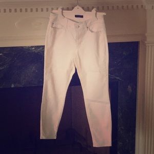 Ann Taylor 6p white skinny jeans